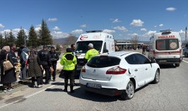 Konya’da  iki otomobilin çarpıştı! 4 kişi yaralandı