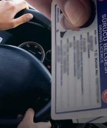 Direksiyonda bunu yapanlar yandı! 30 gün ehliyetsiz kalabilirsiniz