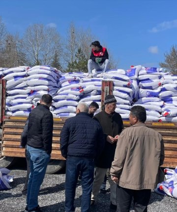 Çiftçiye can suyu! Beyşehir’de nohut tohumu desteği başladı