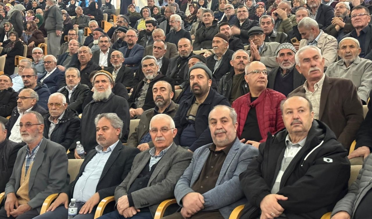 Konya’da “Hac semineri ve Hacı Buluşması“ programı düzenlendi