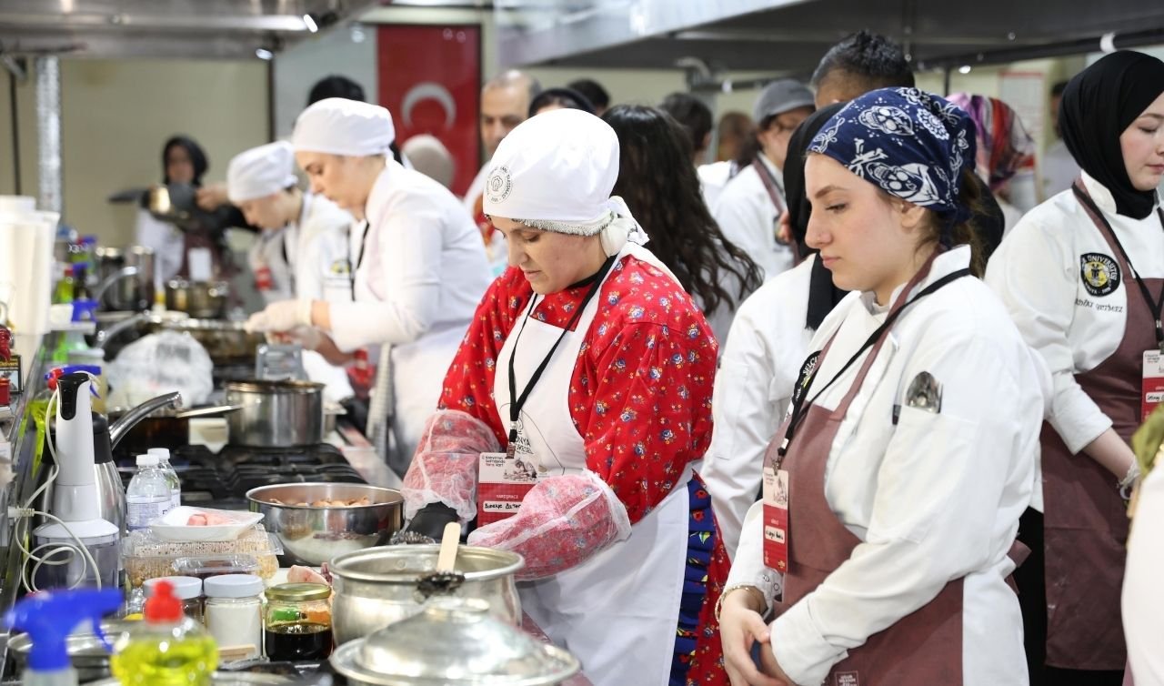 Konya yöresel yemek yarışması başladı