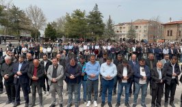 Konya ve çevre illerde Kahramanmaraş’taki okul saldırısında ölenler için gıyabi cenaze namazı kılındı