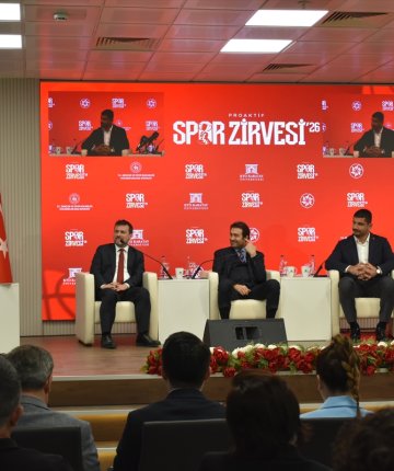 Konya’da sporun zirvesi başladı: Proaktif Spor Zirvesi yoğun ilgi gördü