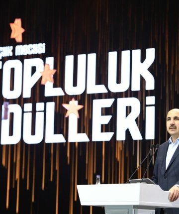 Konya’da gençler ödüllendirildi, Başkan Altay’dan dikkat çeken mesajlar