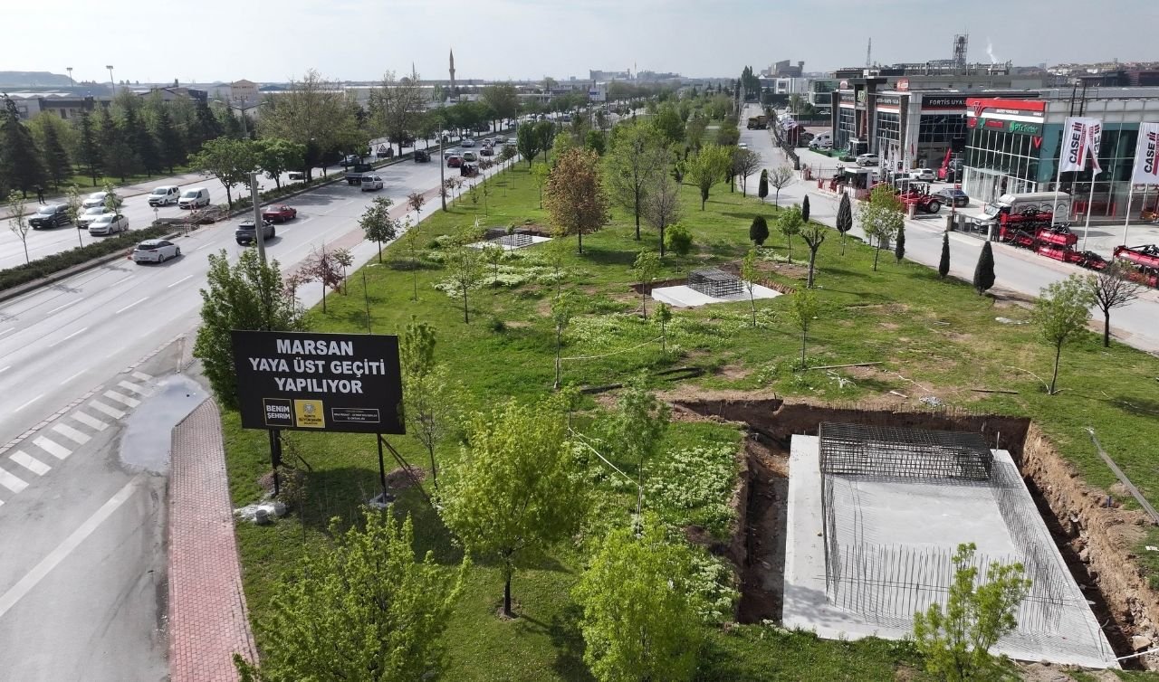 Konya Büyükşehir MARSAN Girişi’ne yaya üst geçidi yapıyor