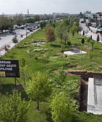 Konya Büyükşehir MARSAN Girişi’ne yaya üst geçidi yapıyor