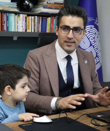 Çocukların parmak izlerinden yetenekleri ve kişilikleri keşfedilmeye çalışılıyor