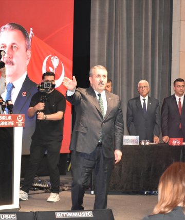 BBP Genel Başkanı Destici, partisinin Konya İl Kongresi’nde konuştu