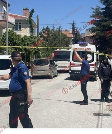 Konyada bir kişi  anne ve babasını öldürdü