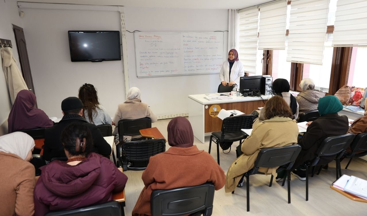KOMEK’te yaz dönemi kayıt heyecanı başladı