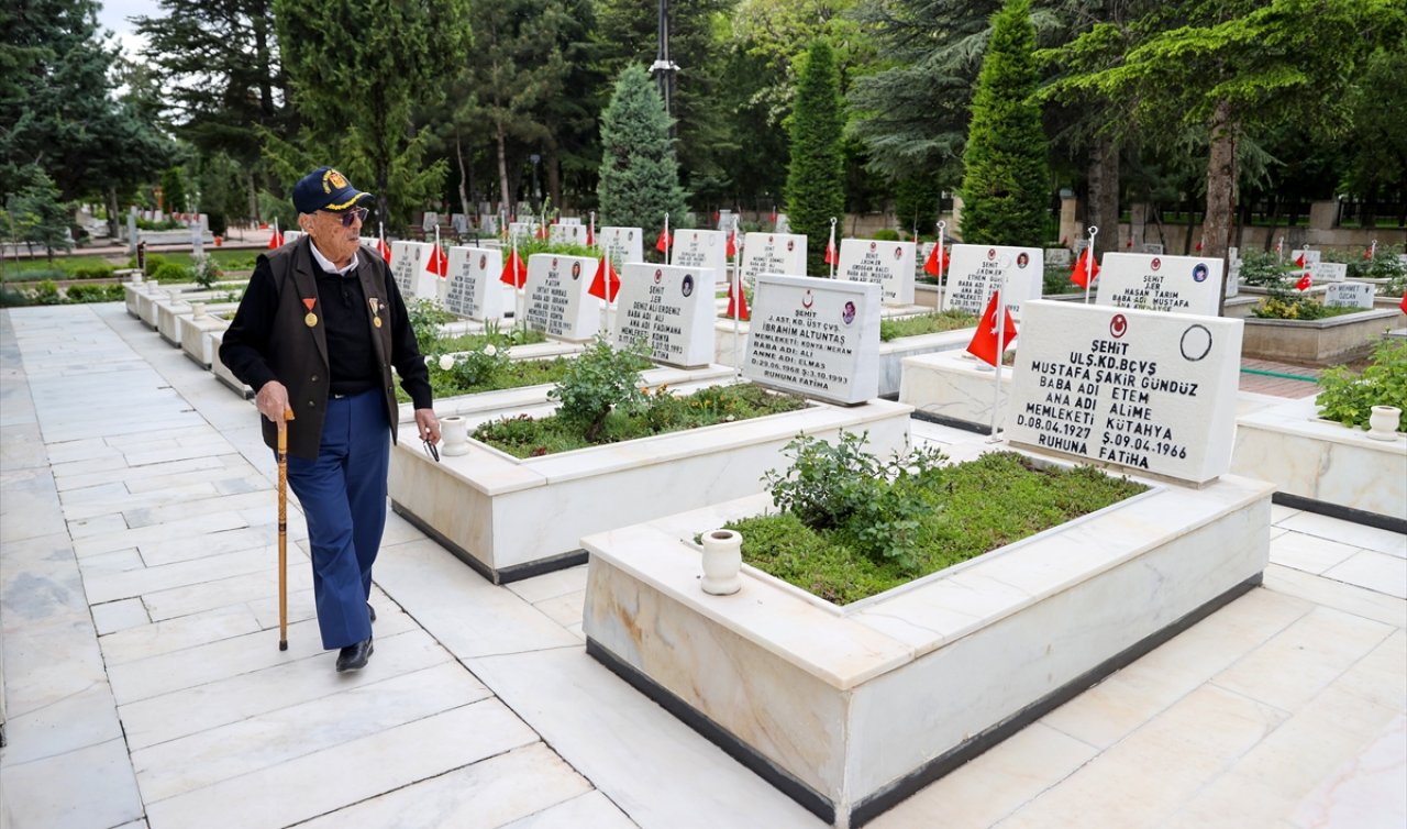 Konya’da Yaşayan Kore Gazisi Madalyalarıyla Duygulandırıyor