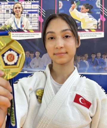 Konya’nın gururu Havva Sena Tokmak Avrupa şampiyonu oldu!