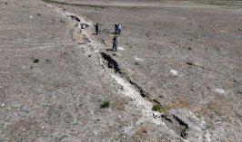 Konya’da etkili olan yağışlar obruk ve yüzey yarığı oluşumunu tetikliyor