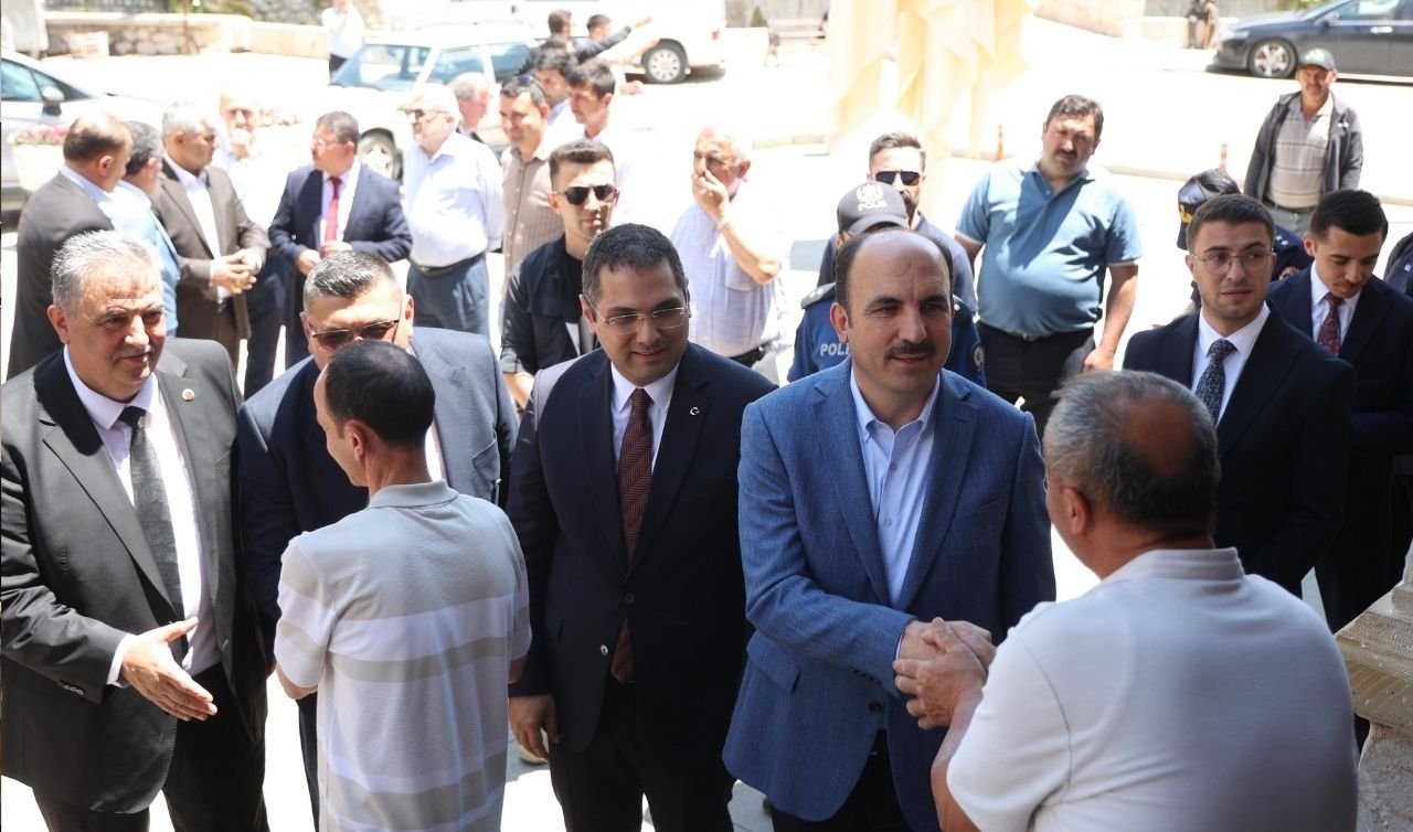 Başkan Altay Güneysınır ve Bozkır’da vatandaşlarla buluştu, Bozkır Grup Suyu Projesi’nin açılışı yaptı