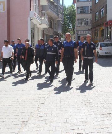 Konya’da zabıtadan kaldırım işgali denetimi