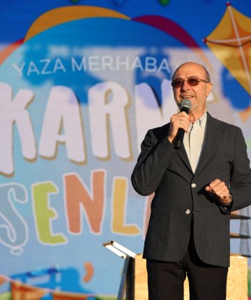 Selçuklu’da karne coşkusu! 198 bin çocuk ve aile şenlikte buluştu