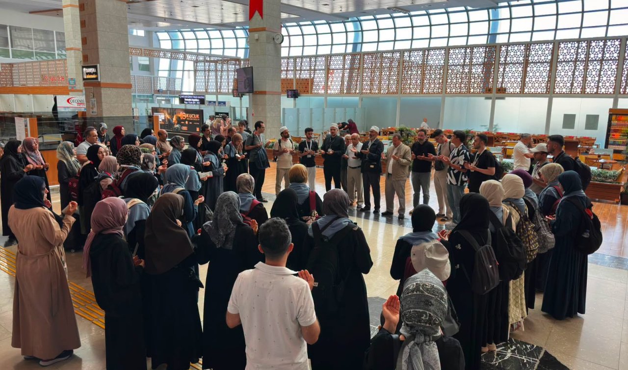 Umre sezonu Konya’dan başladı: İlk kafile yola çıktı