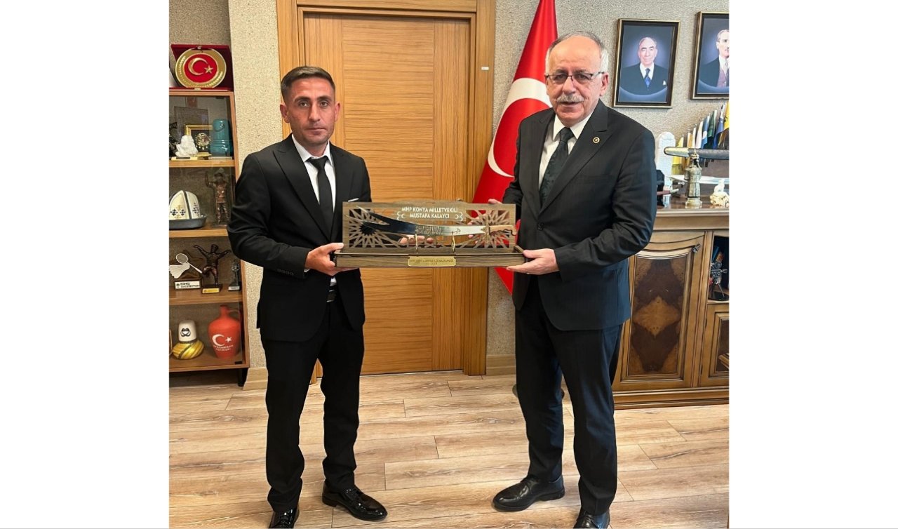 MHP Ahırlı İlçe Kongresi’nde Ali Çiçek Güven Tazeledi