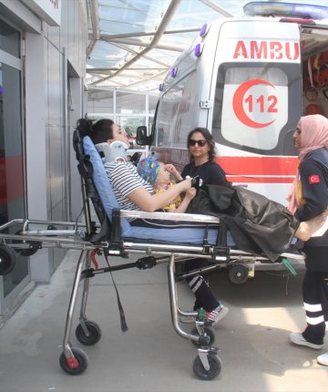 Konya’da otomobilin şarampole savrulduğu kazada 5 kişi yaralandı