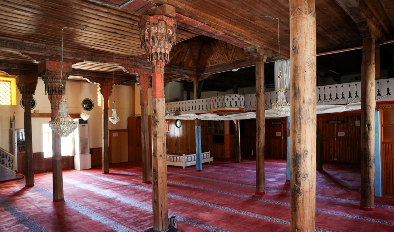 Konya’nın gizli hazinesi! 661 yıllık cami hayran bırakıyor 