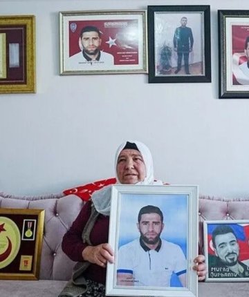 Kızının cenazesini beklerken oğlunu şehit verdi