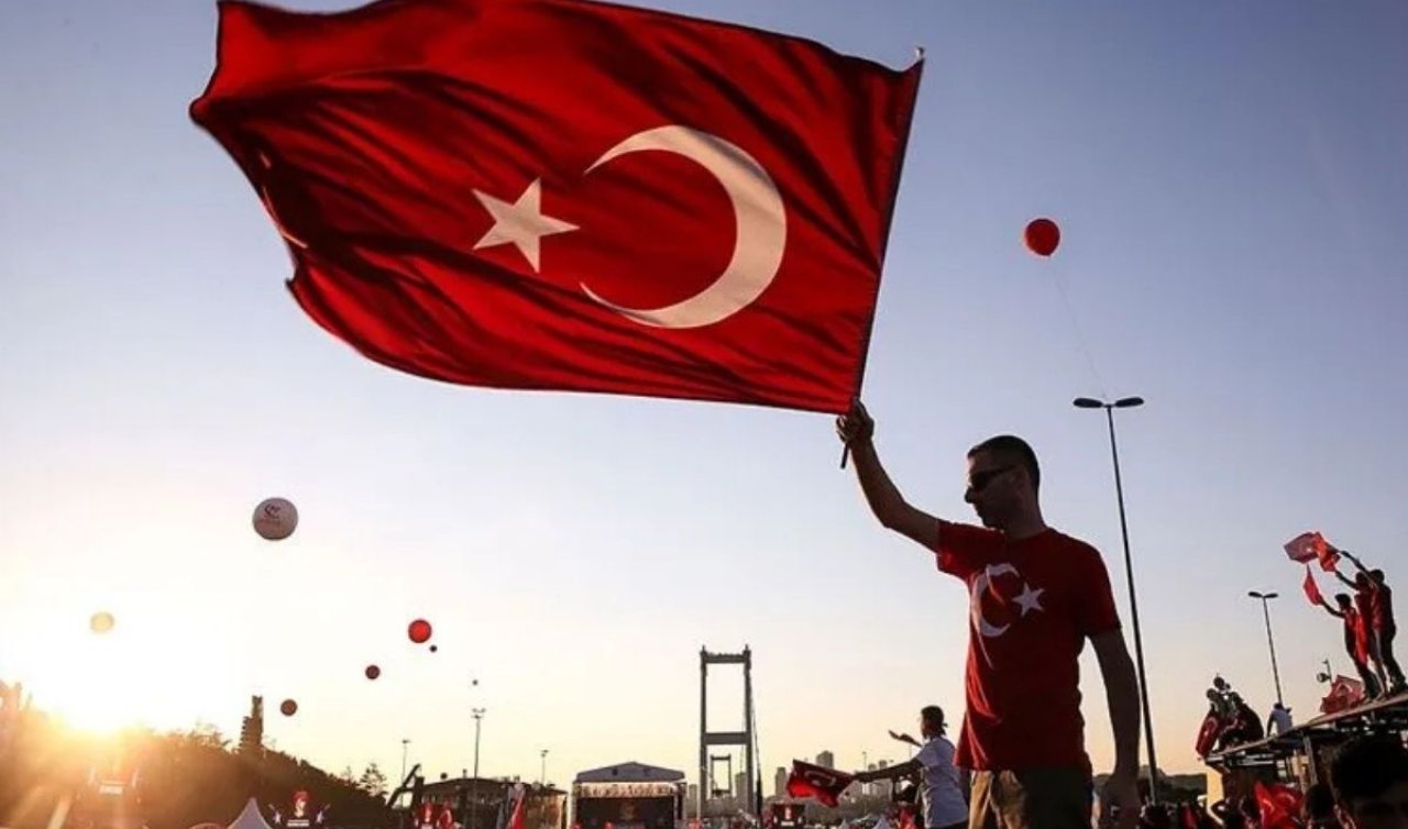 15 Temmuz Demokrasi ve Milli Birlik Günü’nün 10. Yılında Türkiye Tek Yürek