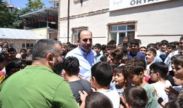 Başkan Altay Hafızlık Eğitimi Alan Öğrenciler ve Yaz Kur’an Kursu Öğrencileriyle Bir Araya Geldi