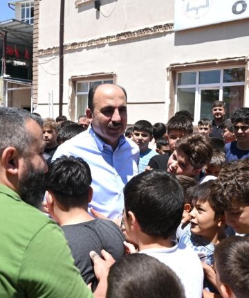 Başkan Altay Hafızlık Eğitimi Alan Öğrenciler ve Yaz Kur’an Kursu Öğrencileriyle Bir Araya Geldi