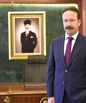  Cumhurbaşkanlığı kararıyla Ardahan Valiliğine Ömer Hilmi Yamlı atandı 