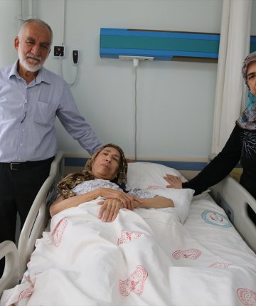 Konya’da 500 gün hastanede kaldı! Sonunda ailesine kavuştu