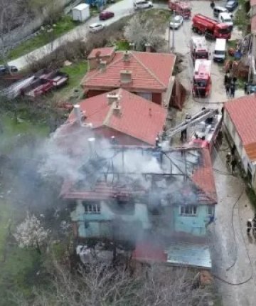Konya’nın bu ilçesinde evde çıkan yangın söndürüldü