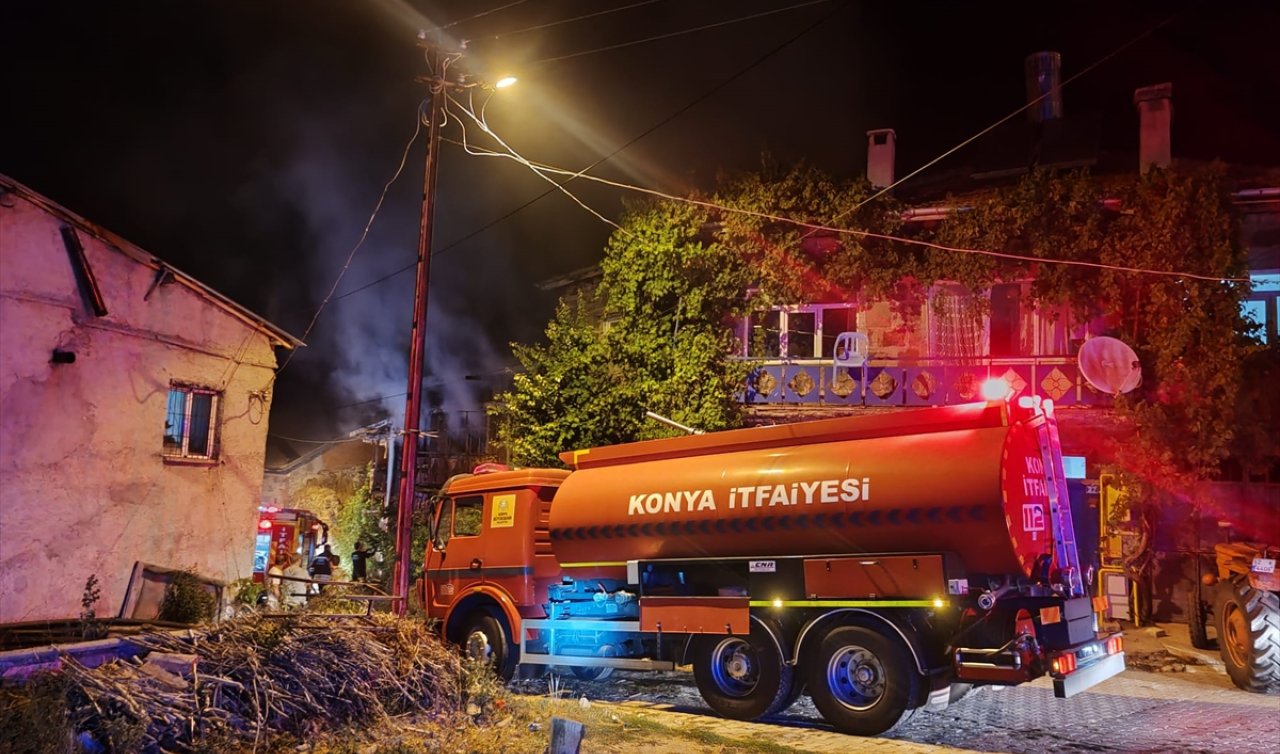 Konya’da 2 katlı bir evde yangın çıktı! 