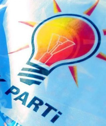 AK Parti Konya’da bir gelişme daha! Yönetim kurulu üyeleri istifa etti