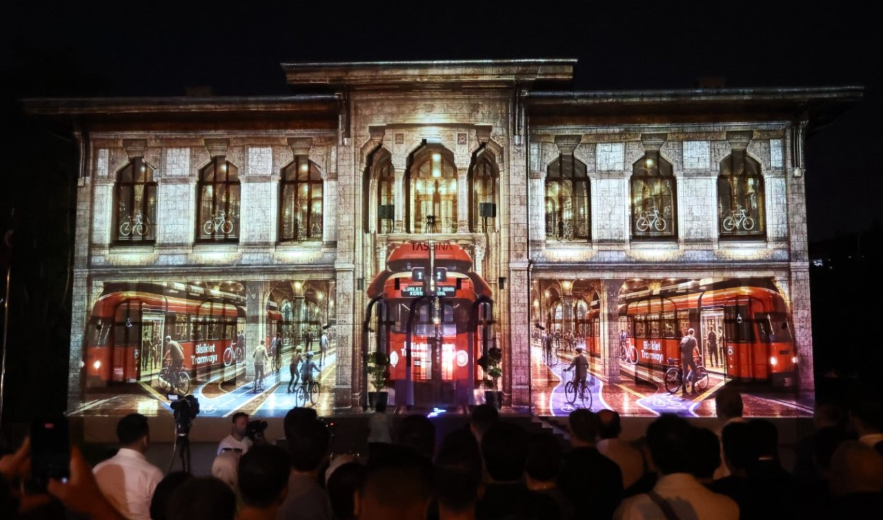 Konya’da festival öncesi muhteşem şov! Gökyüzü drone’larla aydınlandı