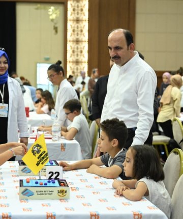 Konya’da Genç KOMEK heyecanı! 372 öğrenci akıl ve zekâ oyunlarında yarıştı