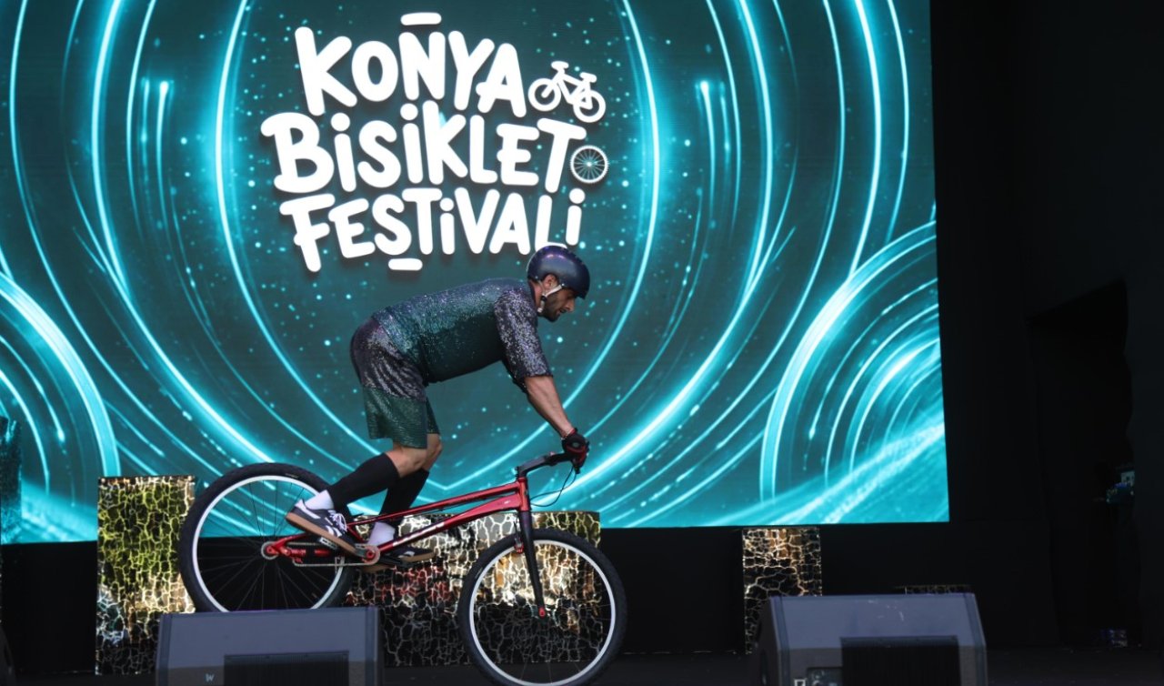 Konya Bisiklet Festivali ilk gününde mest etti! Drone ve mapping gösterileri nefes kesti