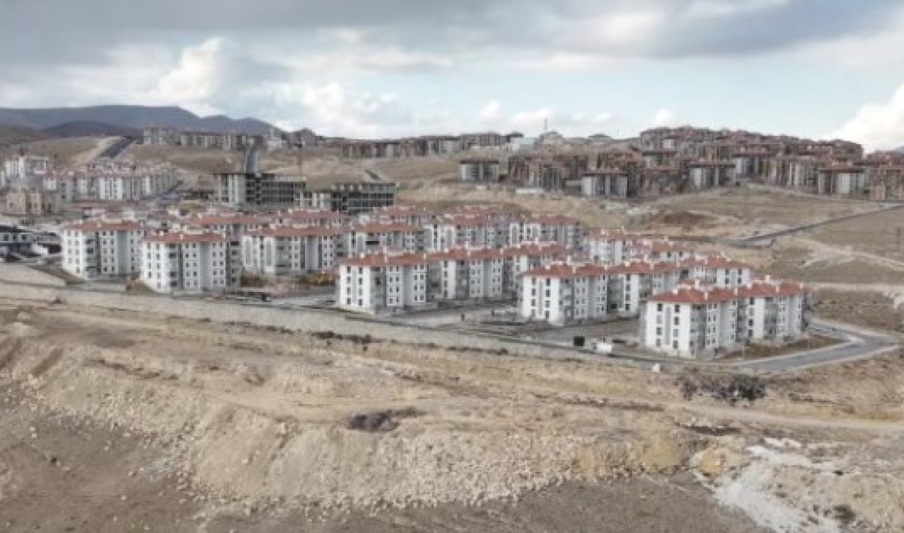 Konya’da şantiye alanı karıştı! Bıçaklı ve taşlı kavgada 4 kişi yaralandı