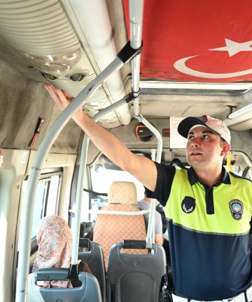 Konya’da zabıta ve polis sahada! Toplu taşıma araçları tek tek denetleniyor
