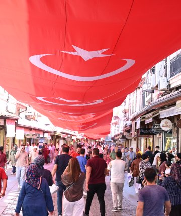 Konya’nın tarihi çarşılarında 3 günlük alışveriş festivali başladı