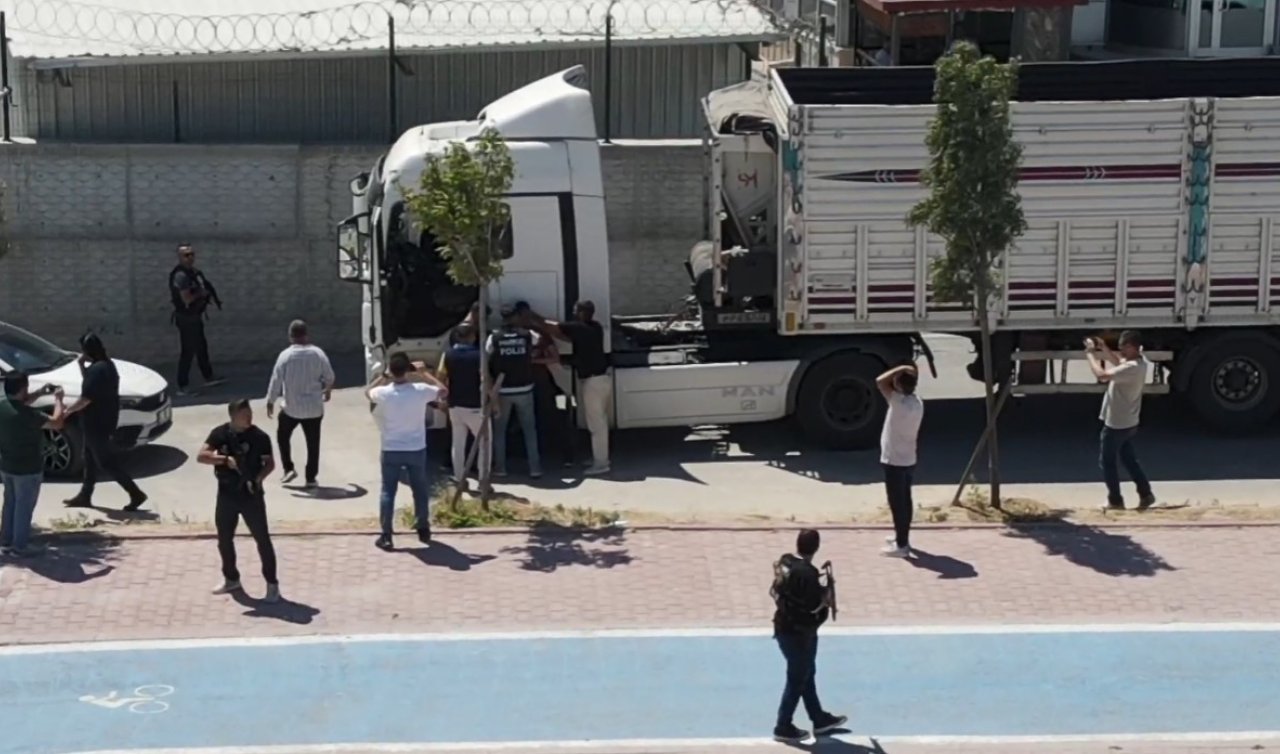 Ekipler takipteydi! Konya’da durdurulan araçtan on binlerce zehir çıktı