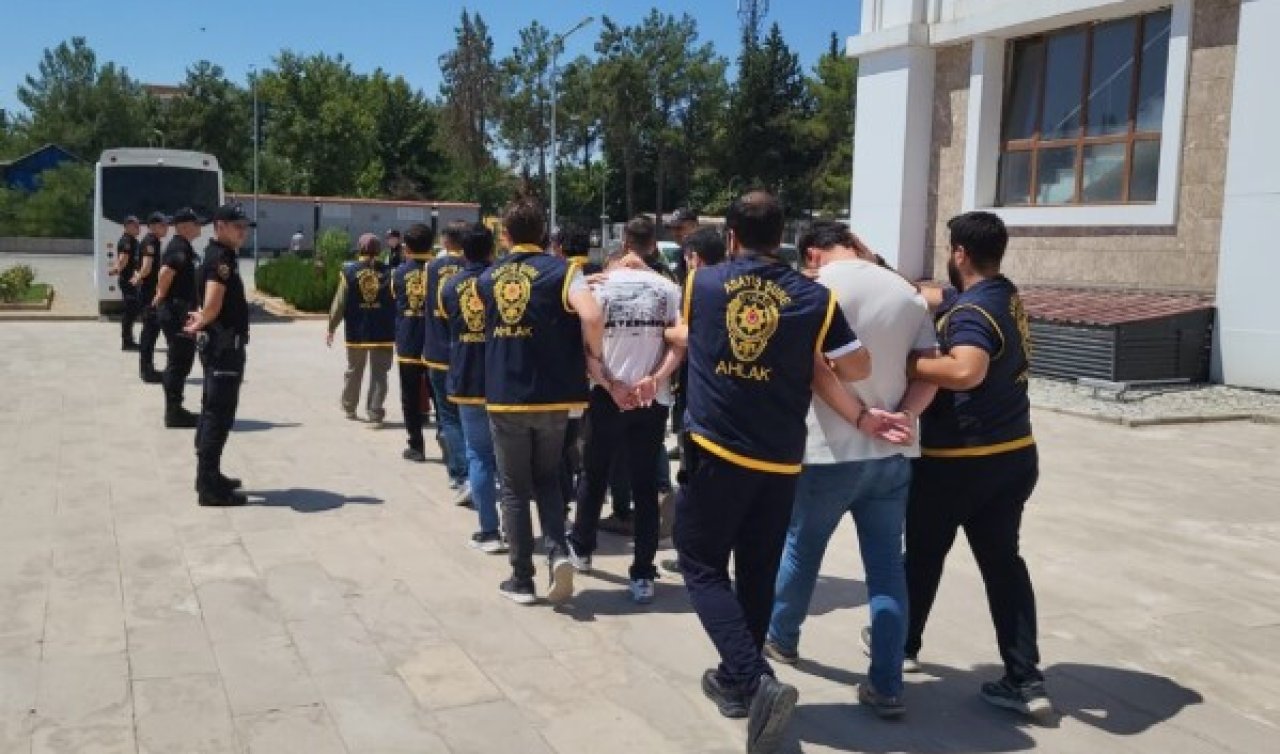 Konya dahil 6 ilde operasyon! Telefon dolandırıcılığına 6 gözaltı