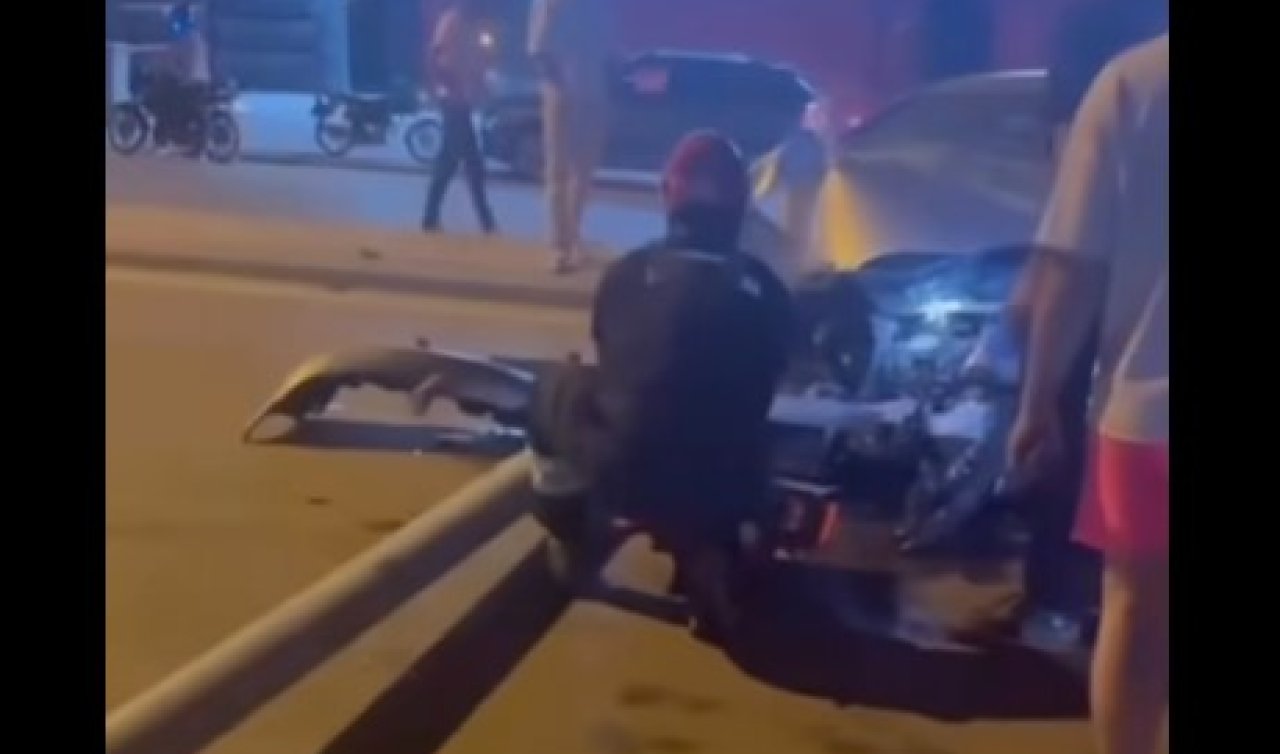 Konya’da kontrolden çıkan otomobil aydınlatma direğini devirdi! Sürücü yaralandı