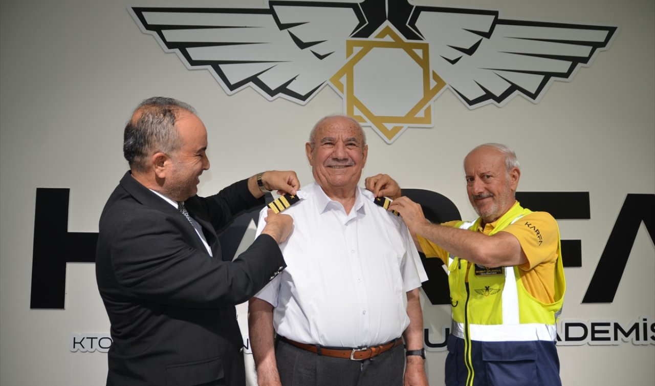 79 yıllık hayal Konya’da gerçek oldu! Hüseyin amca ilk kez uçtu