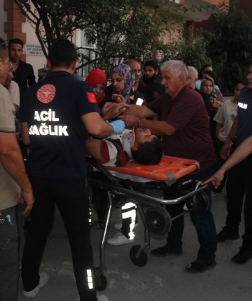 Konya’da el freni boşalan kamyoneti durdurmak isteyen kişi yaralandı