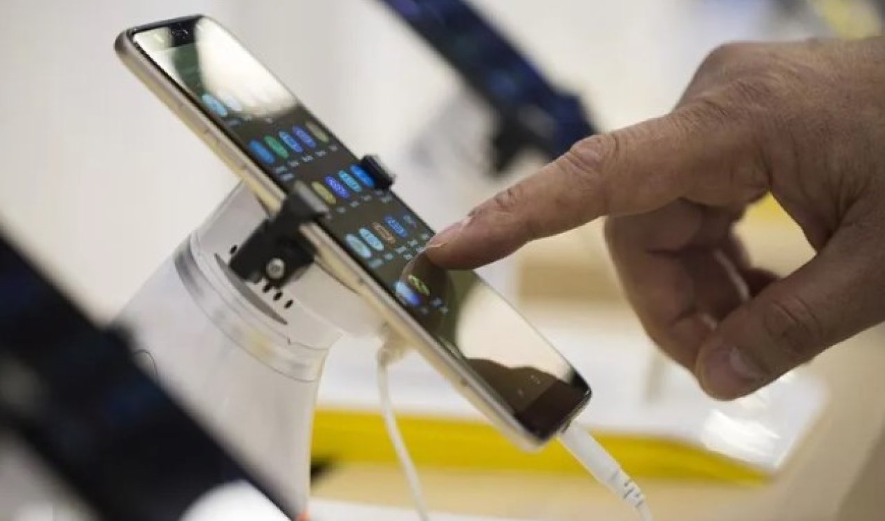Yapay zeka telefon fiyatlarını da vurdu!  Cebimizden daha fazla çıkacak
