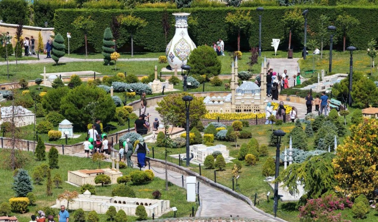 Çocuklar burayı çok sevdi! Konya’daki tematik parka 200 bin ziyaretçi