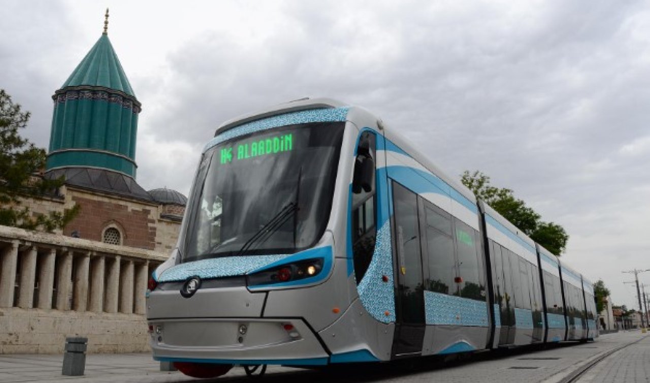 Konya’da tramvay seferleri durdu! Ağaç devrildi, enerji hattı zarar gördü