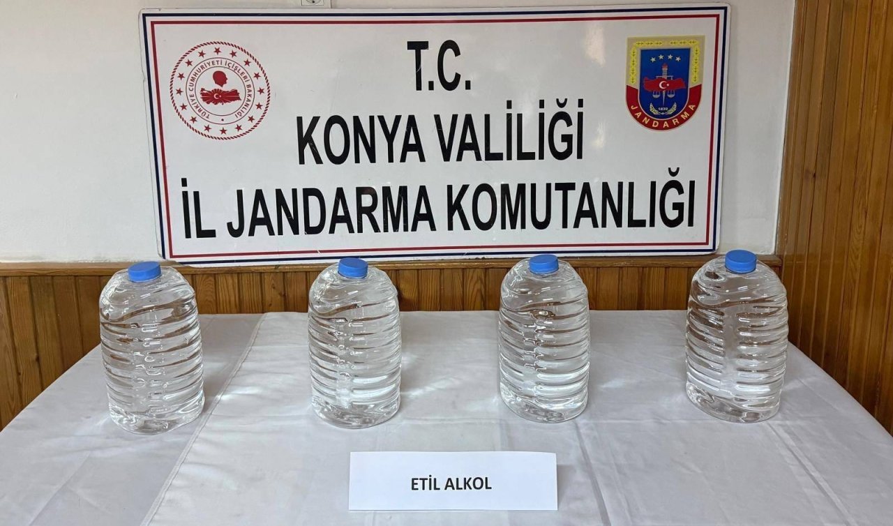 Konya’da Jandarma Denetiminde Şişeler Dolusu Alkol Ele Geçirildi
