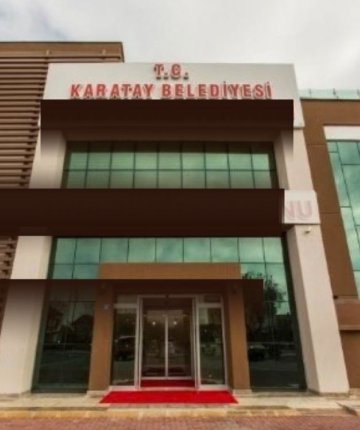 Konya’da düğüne saatler kala hayatlarının şokunu yaşadılar! Belediye salonunda düğün iptal edildi