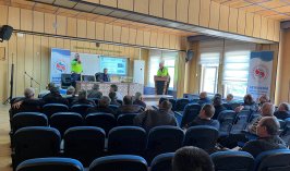 Seydişehir’de servis sürücüleri ve okul müdürlerine taşımacılık eğitimi verildi